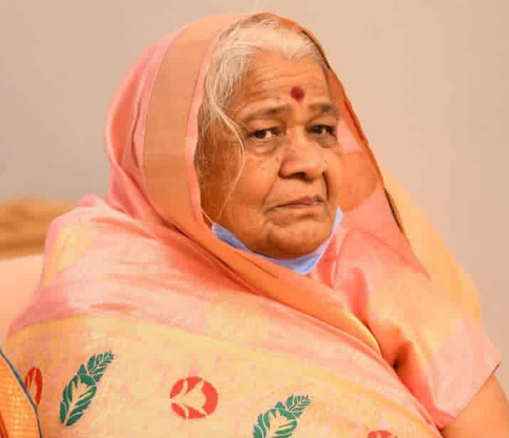 सेवानिवृत्त शिक्षिका श्रीमती श्रीमती विद्यावती तिवारी पंचतत्व में विलीन 