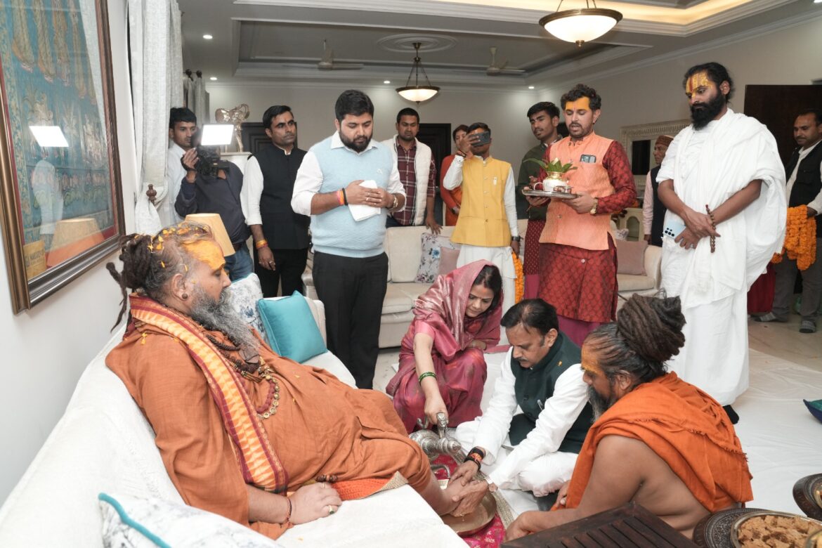 विंध्य की धरा पर आज से बहेगी गौ कथा की बयार